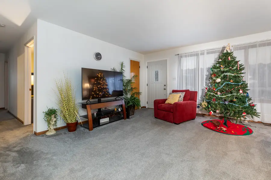 12954 Crescent Court, Crestwood, IL 60418 - Image #2