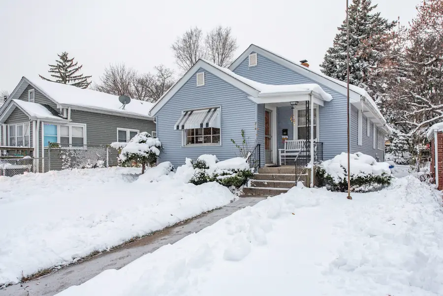 216 S Martin Avenue, Waukegan, IL 60085 - Image #3