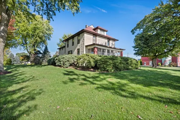 15165 Quigley Road, Sycamore, IL 60178