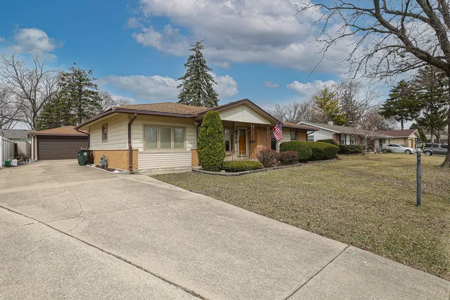 370 E Elk Grove Boulevard, Elk Grove Village, IL 60007 - Image #2