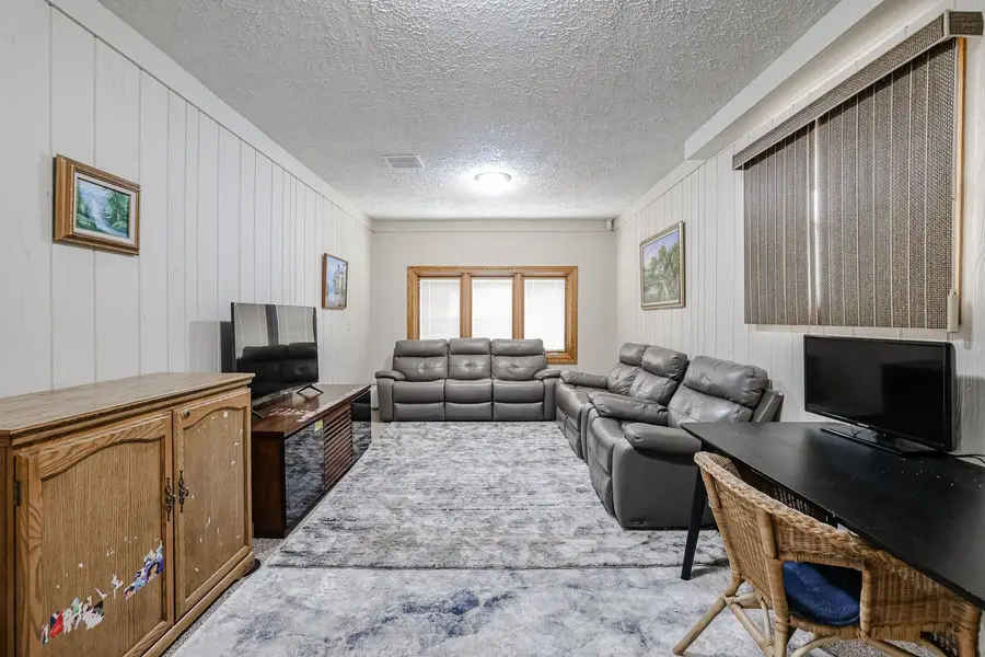 370 E Elk Grove Boulevard, Elk Grove Village, IL 60007 - Image #3