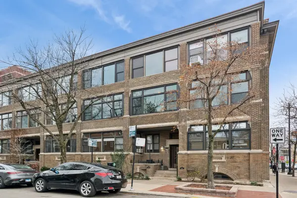 559 W Aldine Avenue #2, Chicago, IL 60657