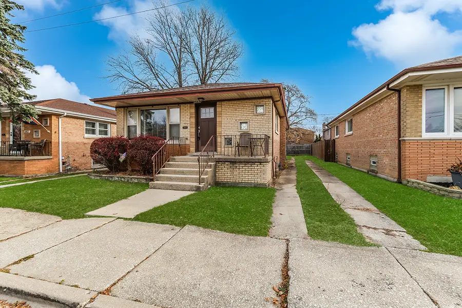 10839 S Rockwell Street, Chicago, IL 60655 - Image #2