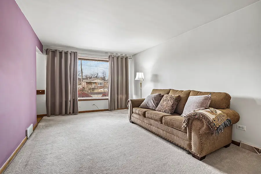 10839 S Rockwell Street, Chicago, IL 60655 - Image #3