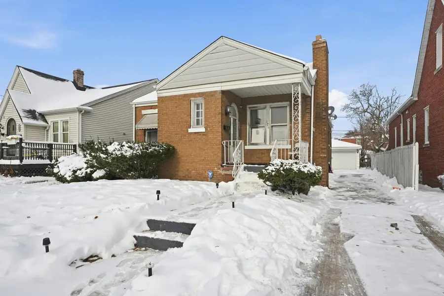 126 Warren Street, Calumet City, IL 60409 - Image #2