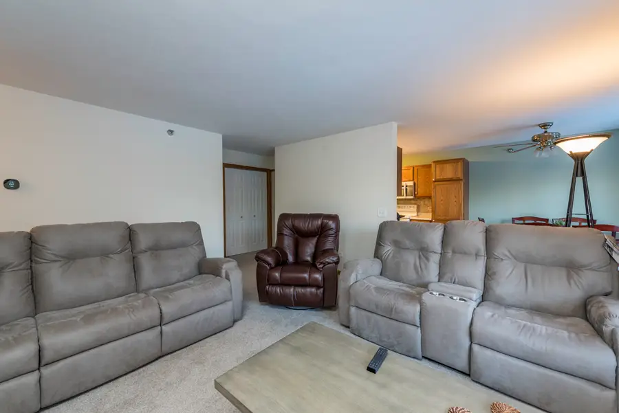 Address Withheld By Seller, Beach Park, IL 60087 - Image #3
