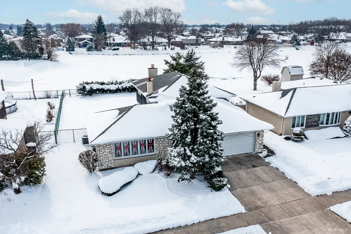 7631 Chestnut Drive, Orland Park, IL 60462 - Image #1