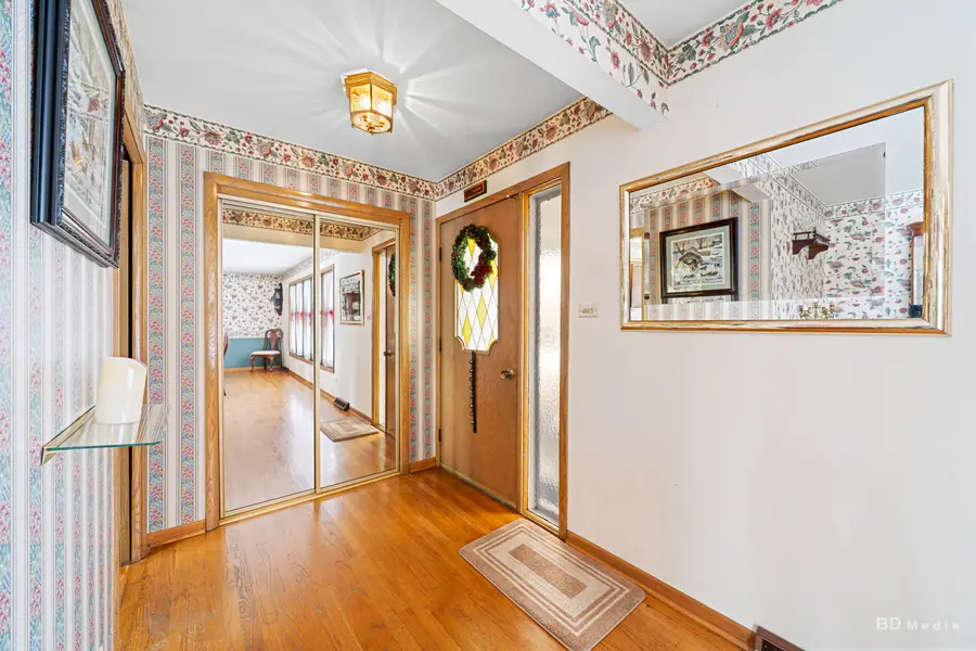 7631 Chestnut Drive, Orland Park, IL 60462 - Image #2