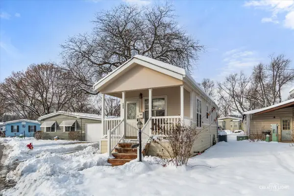 192 Parkwood Road, Elgin, IL 60123