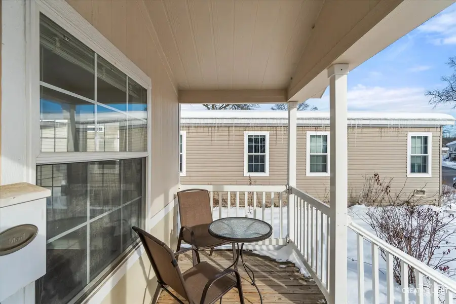 192 Parkwood Road, Elgin, IL 60123 - Image #2