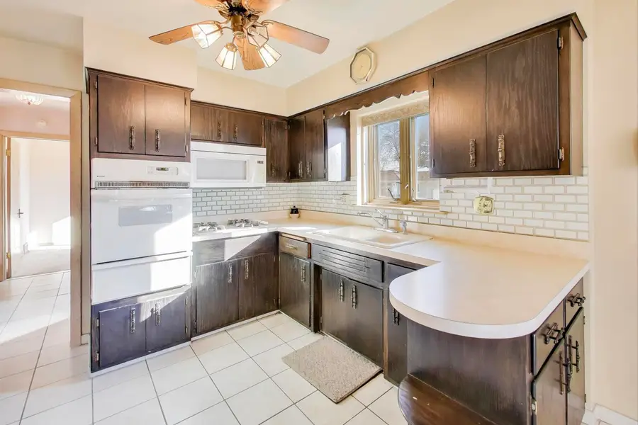 5700 N Orange Avenue, Chicago, IL 60631 - Image #3