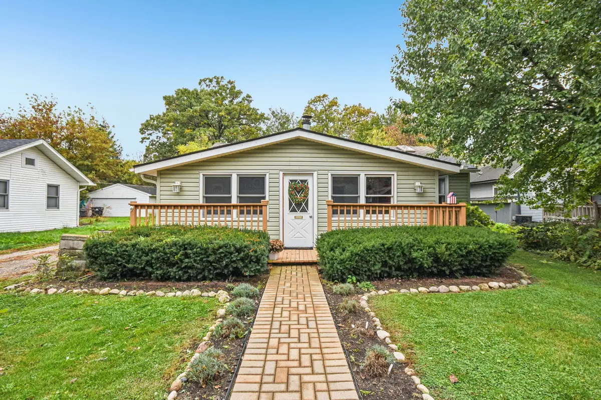 27630 N Hickory Street, Island Lake, IL 60042 - Image #1