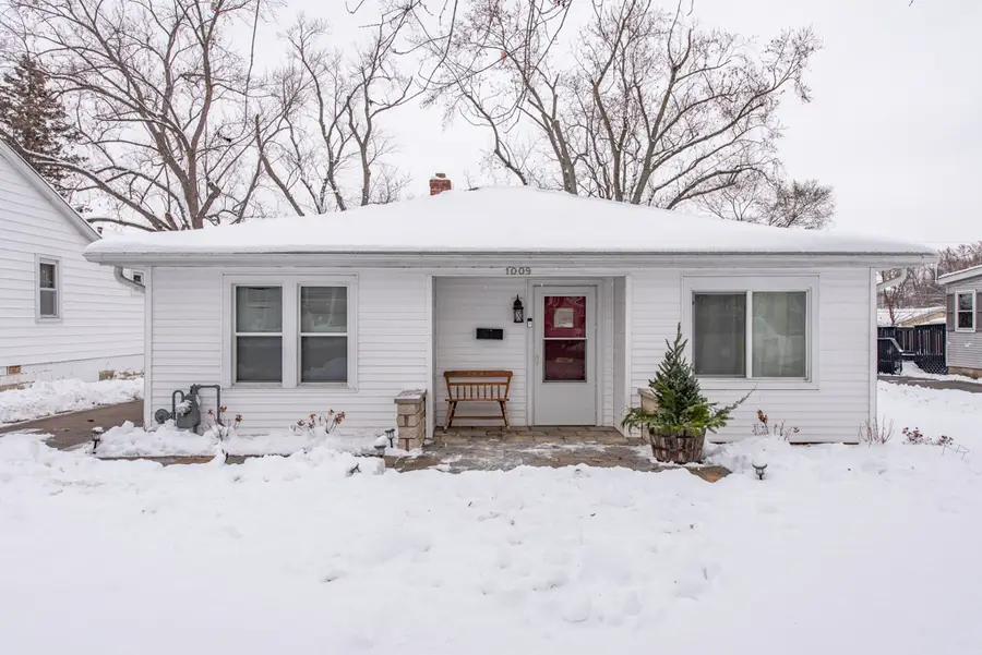 1009 Osmond Avenue, Antioch, IL 60002 - Image #2