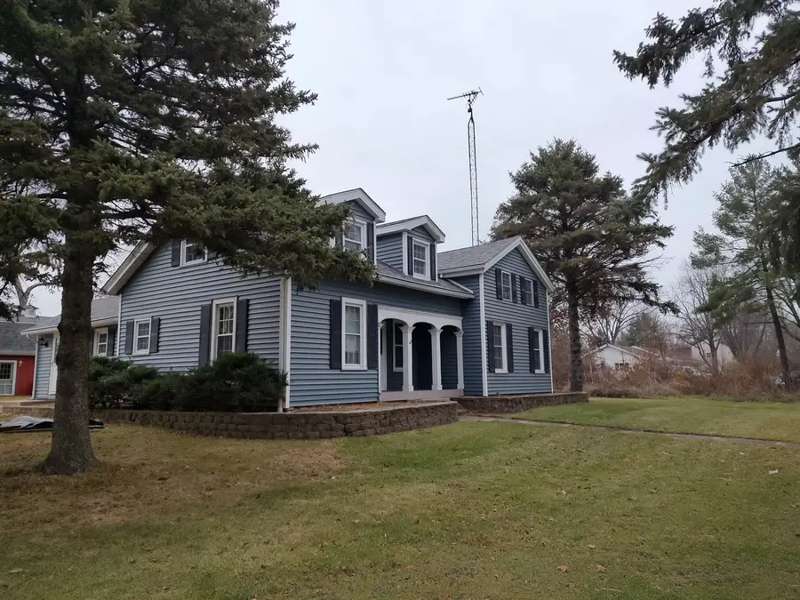 11090 Woodstock Road, Garden Prairie, IL 61038 - Image #3