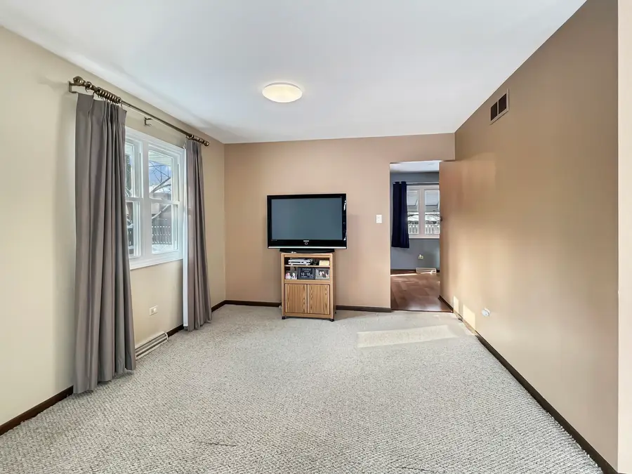 Address Withheld By Seller, Lansing, IL 60438 - Image #3