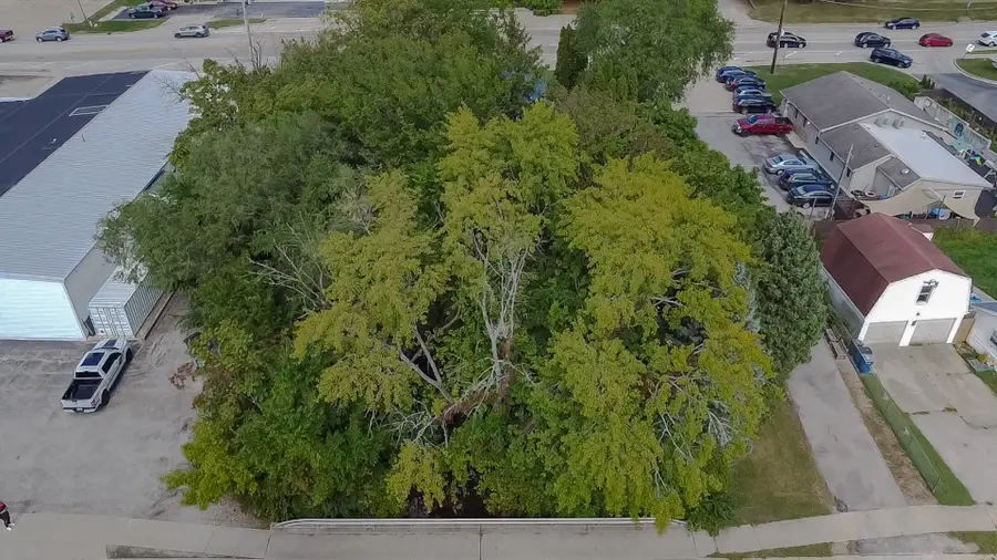 523 Bedford Road, Morris, IL 60450 - Image #2