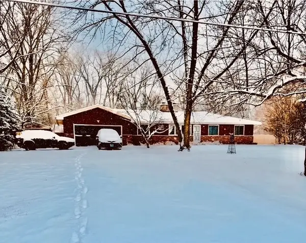 6045 E South Prairie Drive, Morris, IL 60450