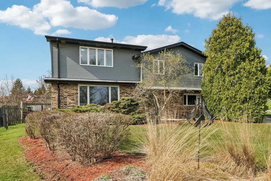 8853 W 97th Place, Palos Hills, IL 60465 - #2