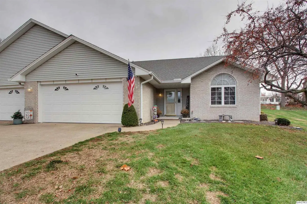 3012 Bluff Ridge Dr., Quincy, IL 62305 - Image #1