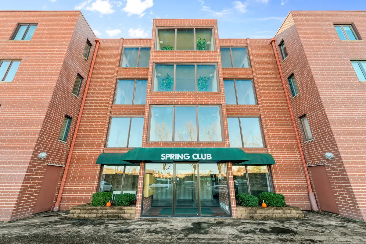 1S045 Spring Road #1D, Oakbrook Terrace, IL 60181 - Image #1