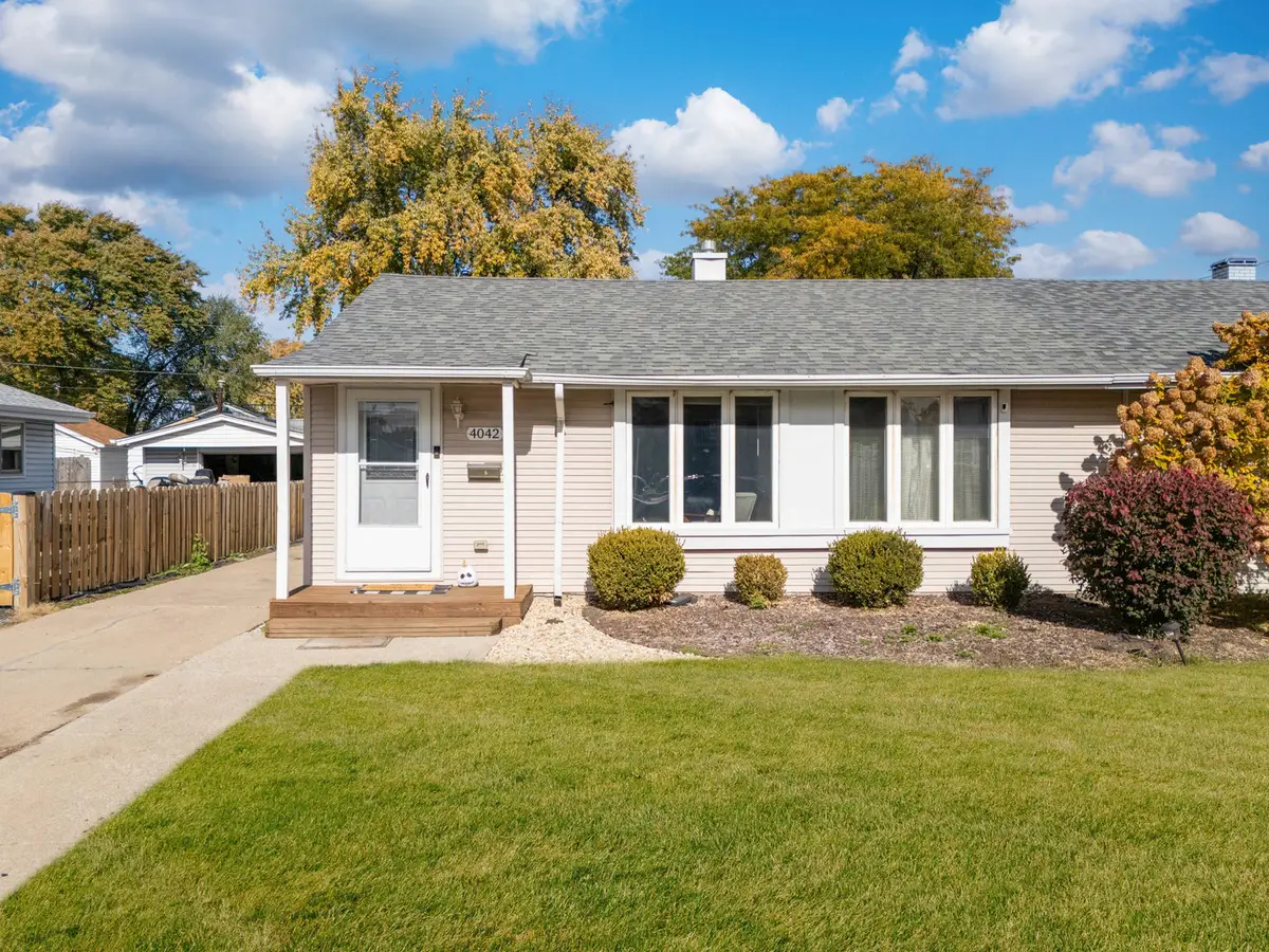 4042 W 89th Place, Hometown, IL 60456 - Image #1