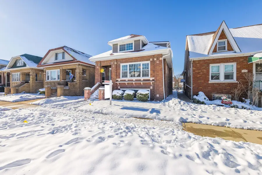 1816 Clinton Avenue, Berwyn, IL 60402 - Image #3