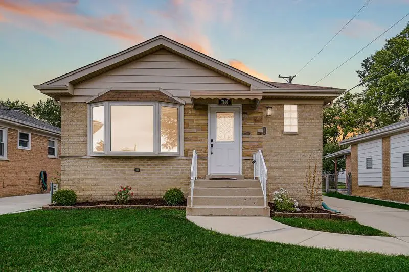 7636 W Strong Street, Norridge, IL 60706 - Image #2