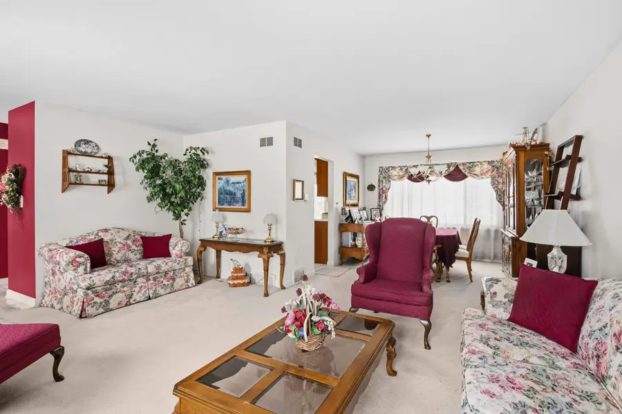 710 Morris Court, Lombard, IL 60148 - Image #3