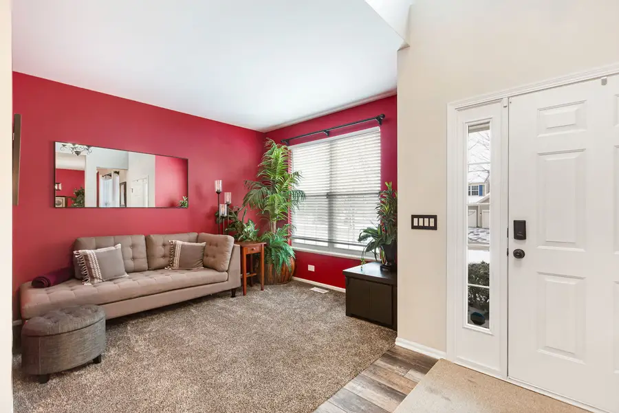 658 N Silver Leaf Lane, Round Lake, IL 60073 - Image #3