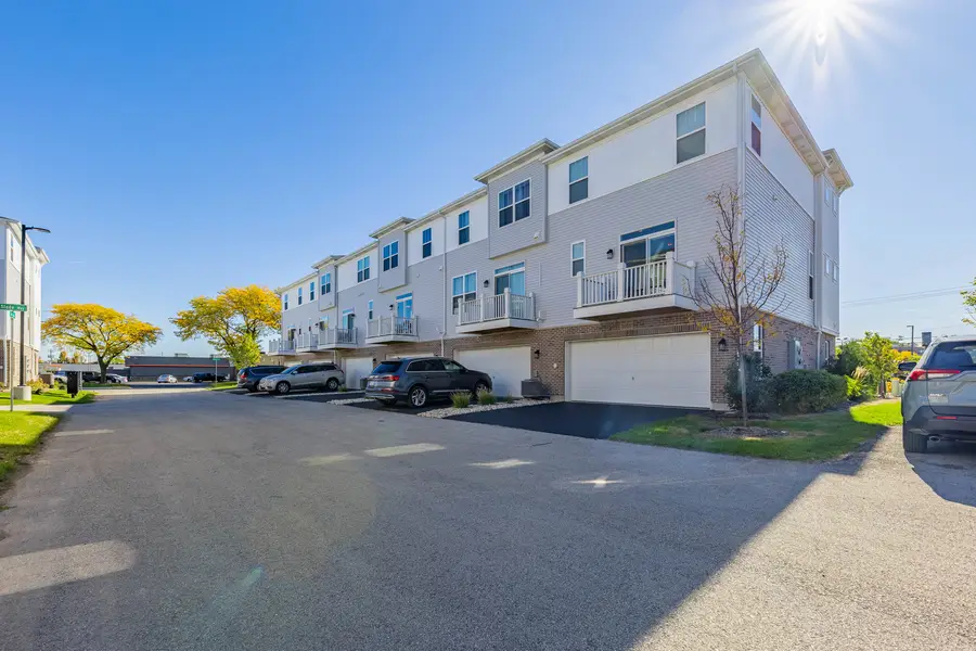 1050 E Oakton Street, Des Plaines, IL 60018 - Image #2