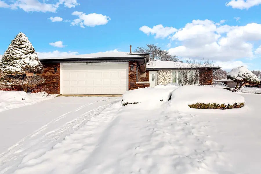 8424 Currant Avenue, Tinley Park, IL 60487 - Image #2