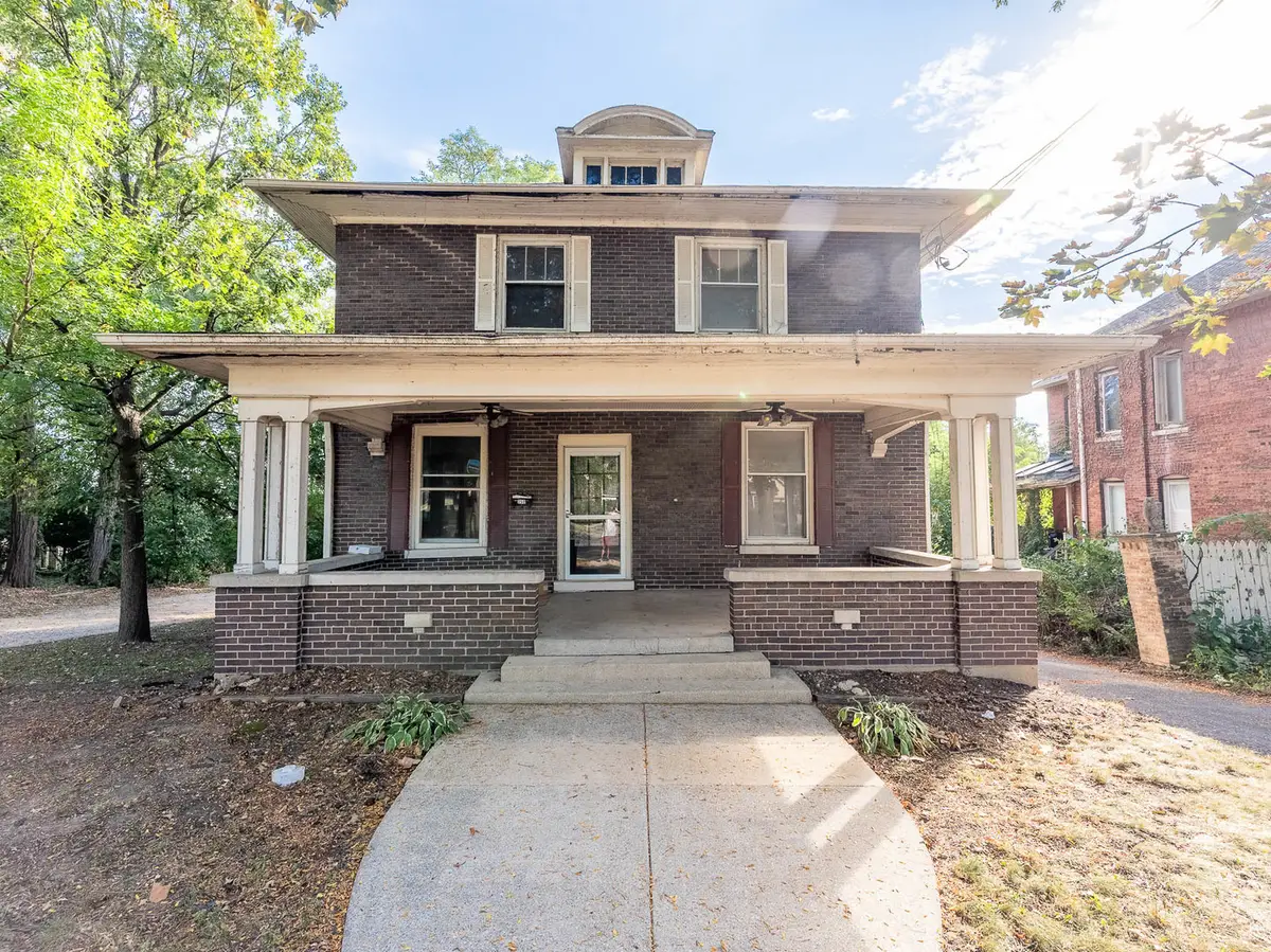 250 N Batavia Avenue, Batavia, IL 60510 - #1