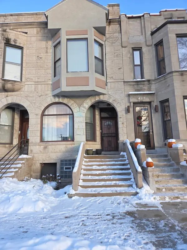 Address Withheld By Seller, Chicago, IL 60653