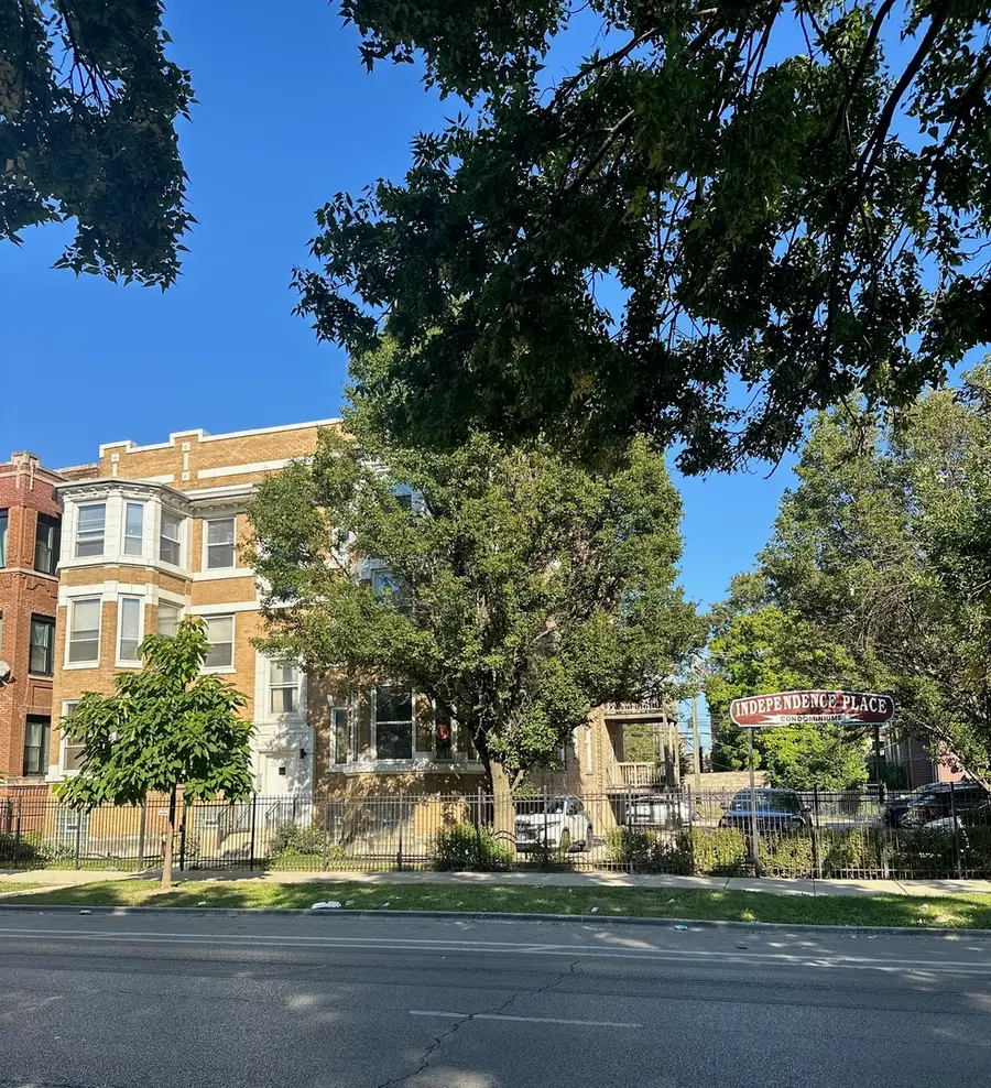 745 S Independence Boulevard #3N, Chicago, IL 60624 - Image #2