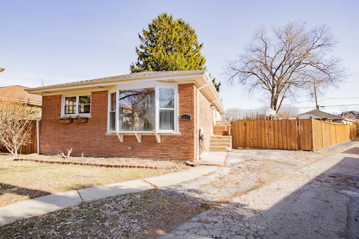 Address Withheld By Seller, Chicago, IL 60646 - #1