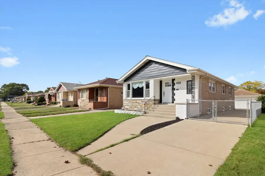 8804 S Fairfield Avenue, Evergreen Park, IL 60805 - Image #3