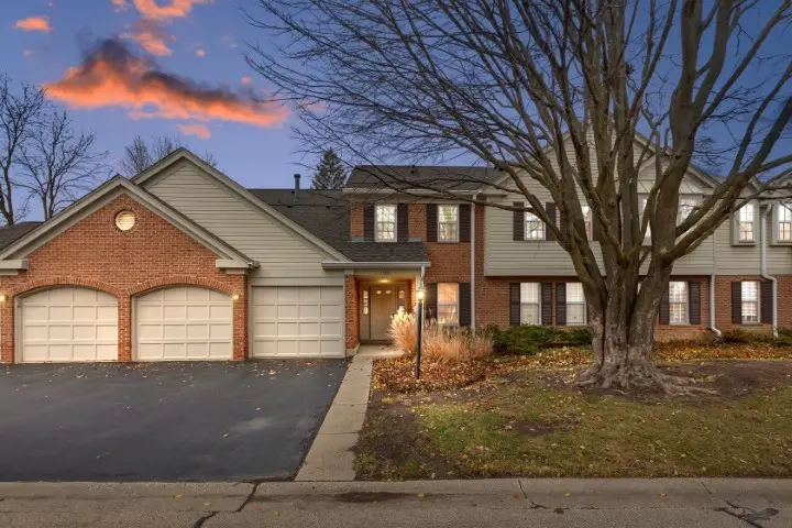 1500 Canbury Court #B2, Wheeling, IL 60090 - Image #2