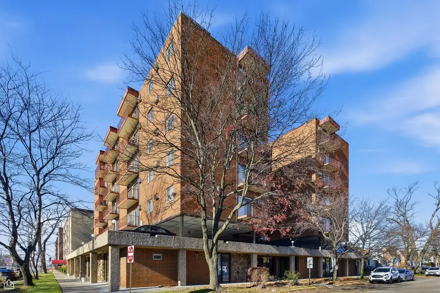 7830 W North Avenue #703, Elmwood Park, IL 60707 - Image #2