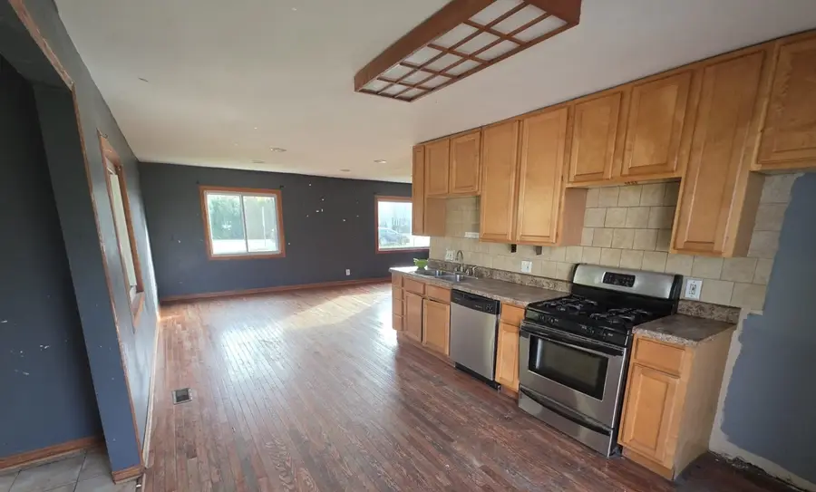 1190 Ash Road, Hoffman Estates, IL 60169 - Image #3