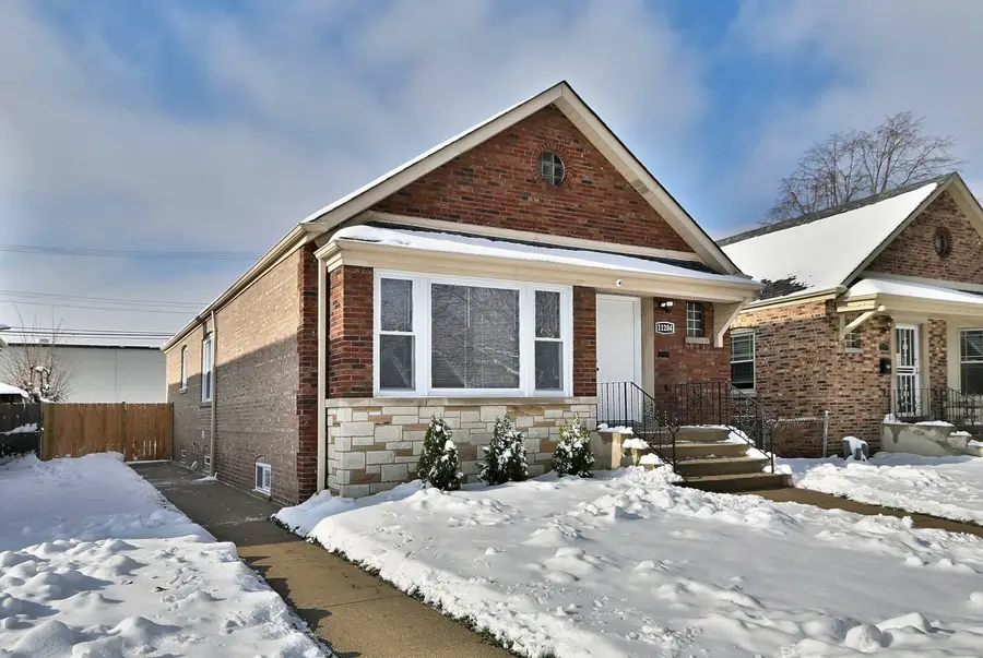 11204 S Emerald Avenue, Chicago, IL 60628 - Image #2
