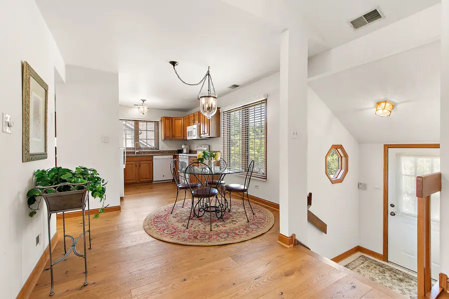 13332 S Oakview Court #V4, Palos Heights, IL 60463 - Image #3