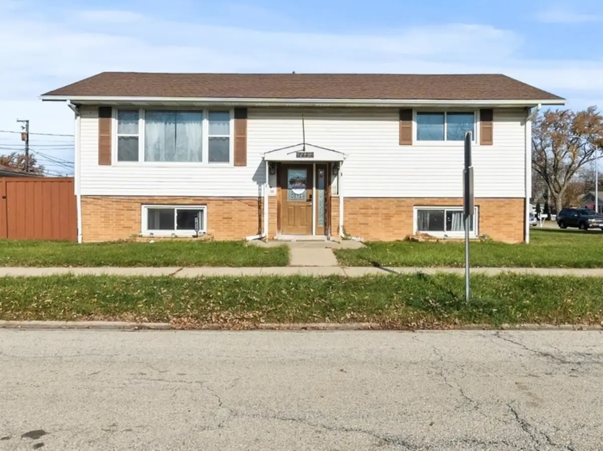 7624 Lockwood Avenue, Burbank, IL 60459 - Image #1