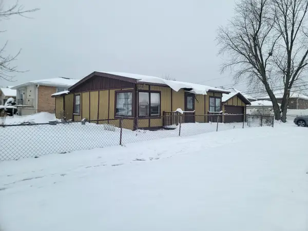 8402 S 78th Avenue, Bridgeview, IL 60455