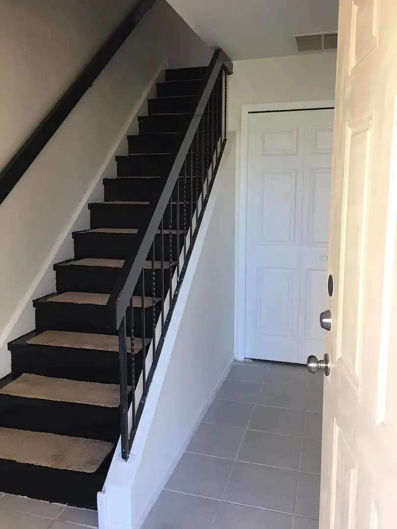 5715 Dutch Mill Court #C, Hanover Park, IL 60133 - Image #3