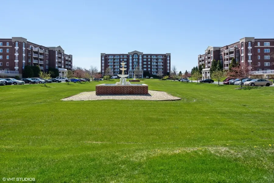 7091 W Touhy Avenue #209, Niles, IL 60714 - Image #2