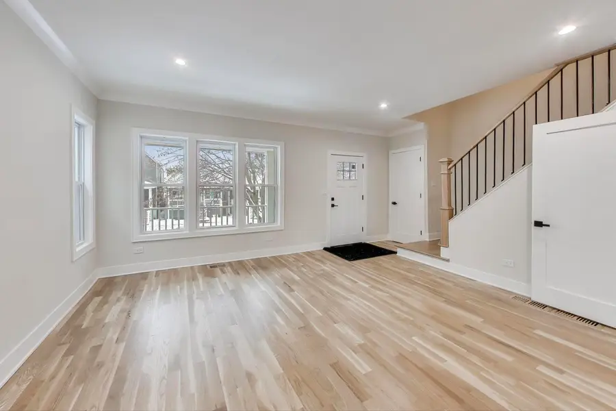 2529 N Lawndale Avenue, Chicago, IL 60647 - Image #2