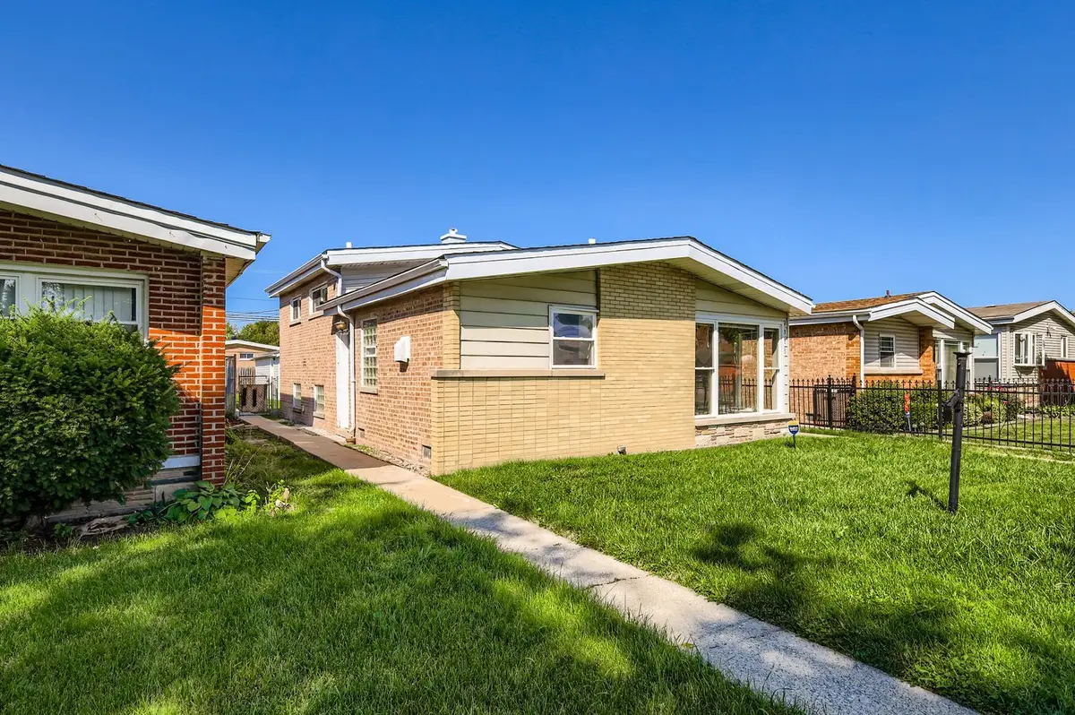 9328 S Parnell Avenue, Chicago, IL 60620 - Image #1