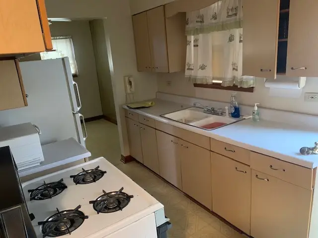 12613 S Marshfield Avenue, Calumet Park, IL 60827 - Image #3