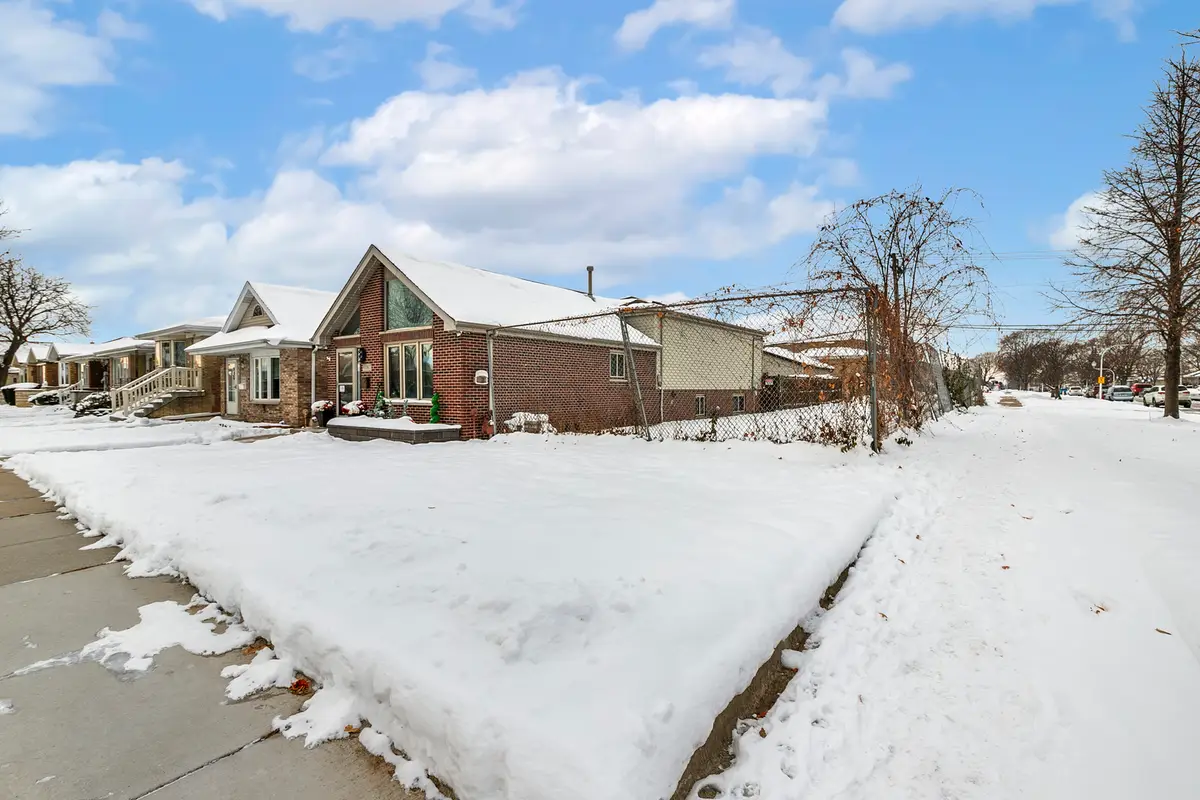 6334 S Austin Avenue, Chicago, IL 60638 - Image #1