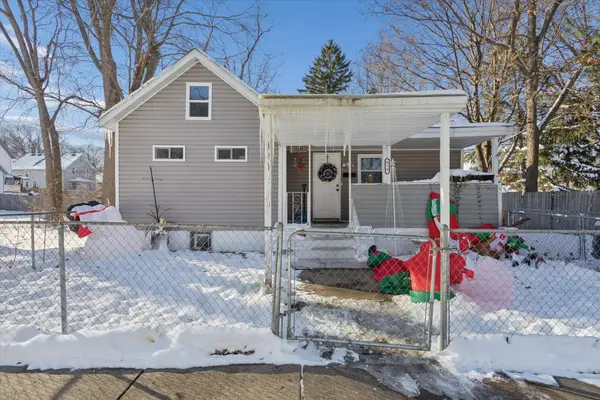 418 Adams Street, Rockford, IL 61107